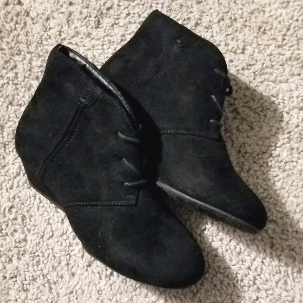 Girls Youth wedges NWT